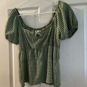 Women’s Green Plaid Puff Sleeve Top